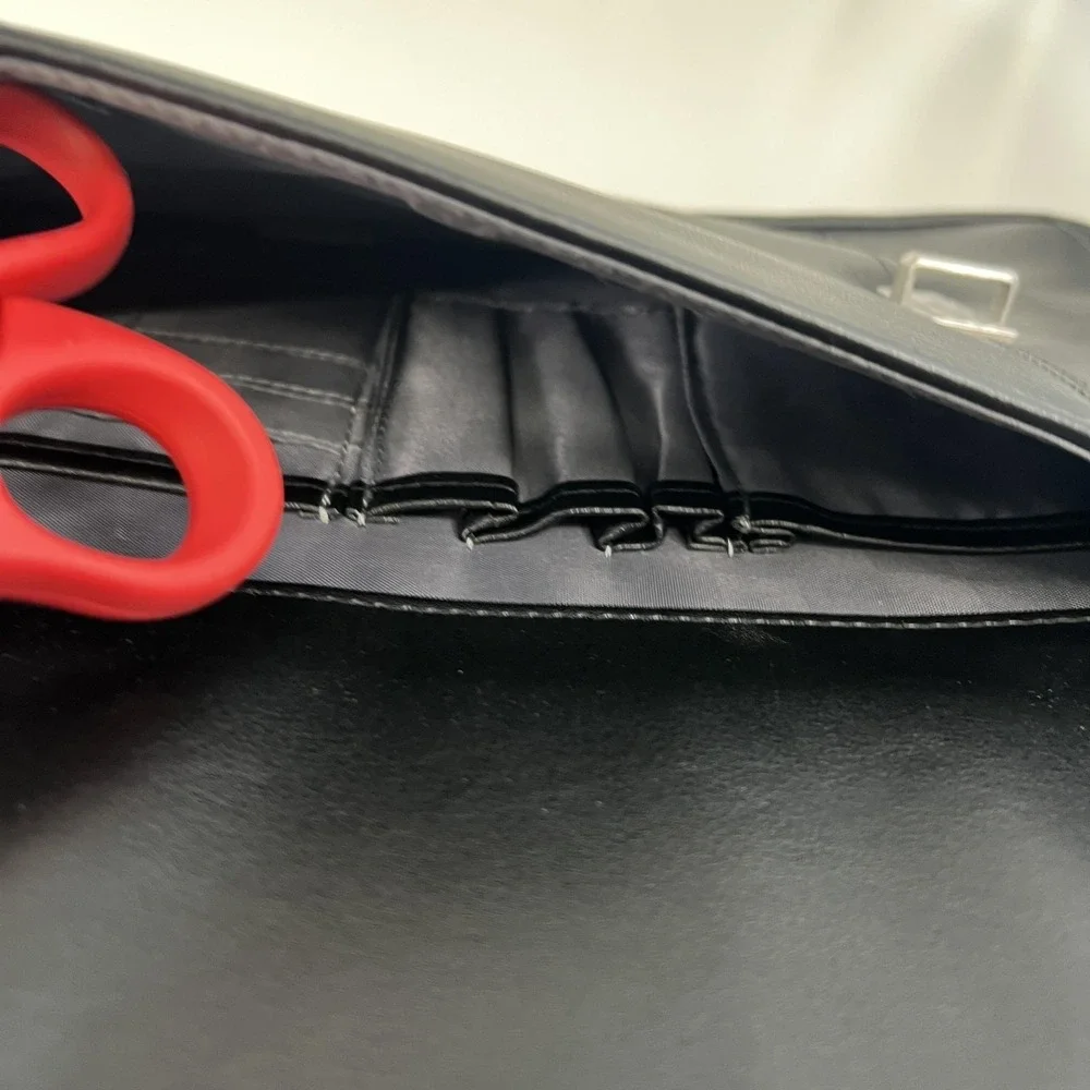 Samsonite Black 17